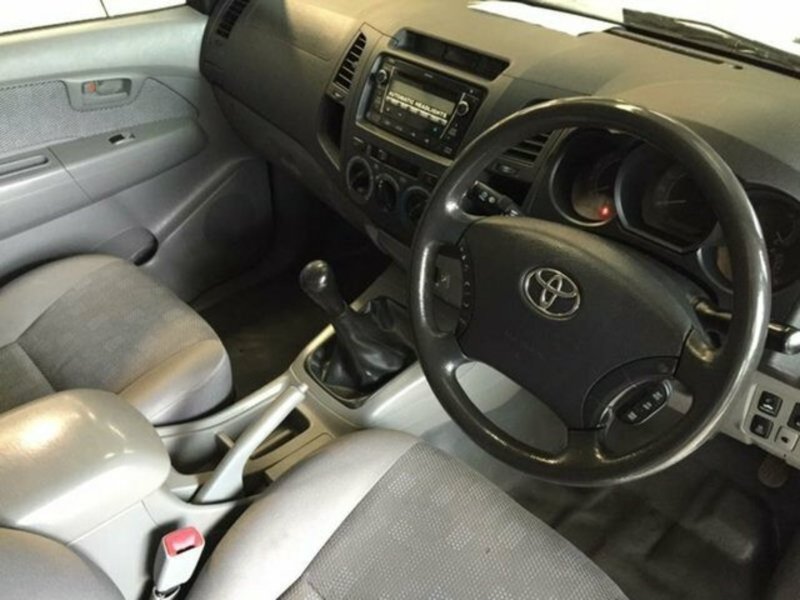 2010 TOYOTA HILUX SR KUN16R MY11 UPGRADE