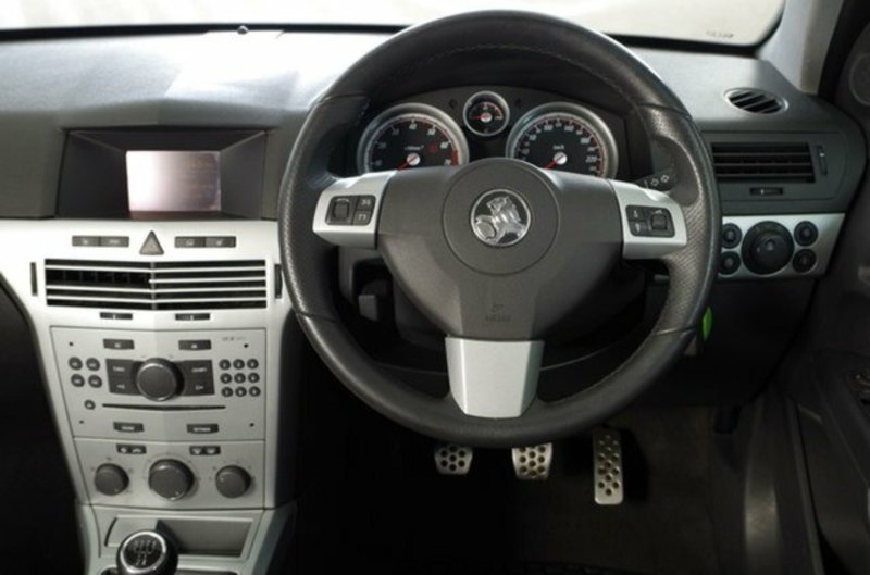 2010 HOLDEN ASTRA SRi AH MY09