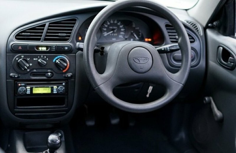 2002 DAEWOO LANOS SPORT
