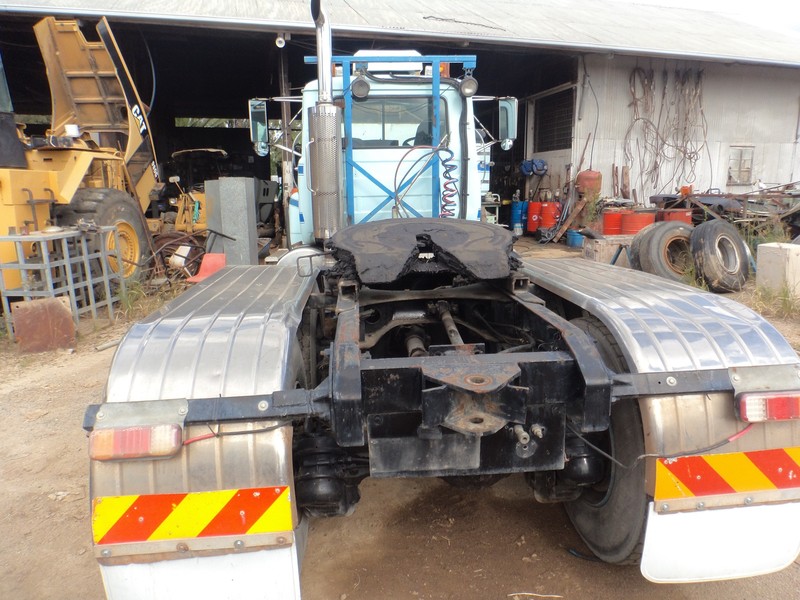 MACK R600 SERIES R600 SERIES Truck