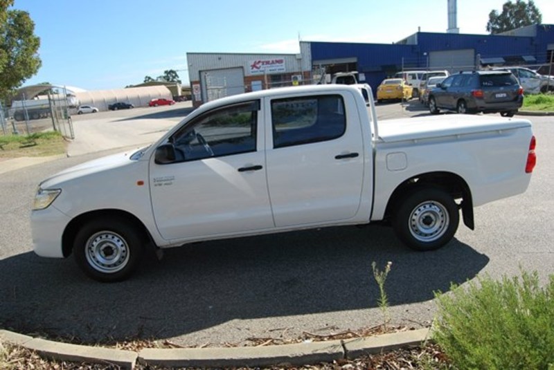 2012 TOYOTA HILUX SR DOUBLE CAB GGN15R MY12