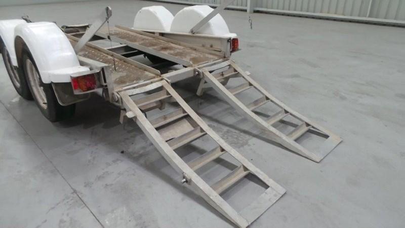 2015 UNKNOWN ALLOY MACHINE TRAILER