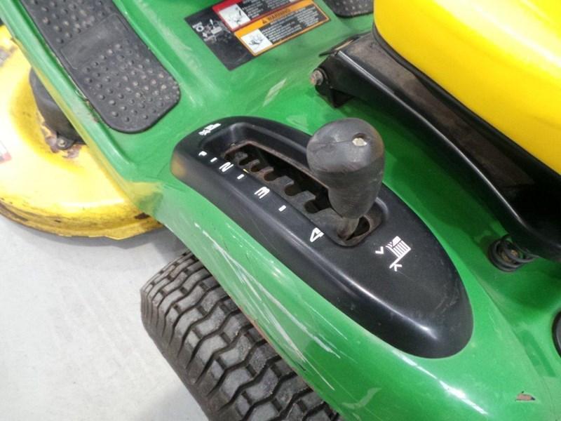 JOHN DEERE L111 RIDE ON MOWER