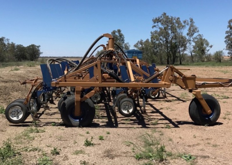 Gyral Penetrator Planters