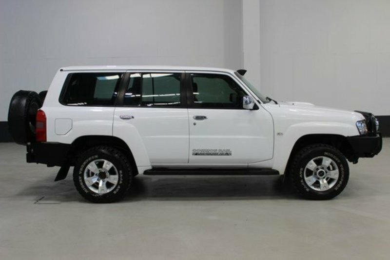 2008 NISSAN PATROL ST (4x4) GU VI