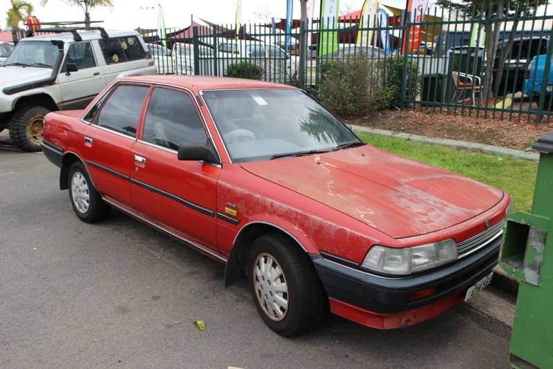 1992 HOLDEN APOLLO SLX JL