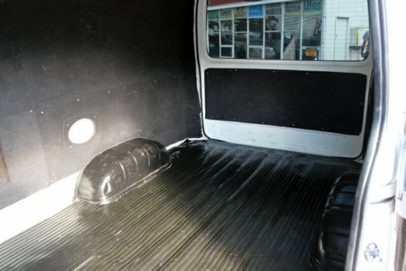 2007 TOYOTA HIACE LWB KDH201R MY07