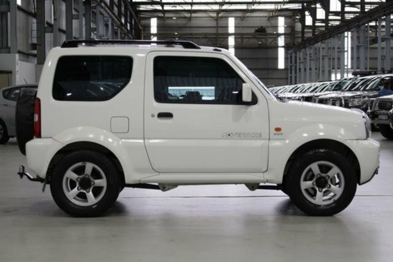 2009 SUZUKI JIMNY SIERRA (4x4)