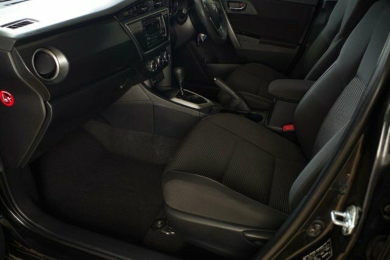 2013 TOYOTA COROLLA ASCENT ZRE182R