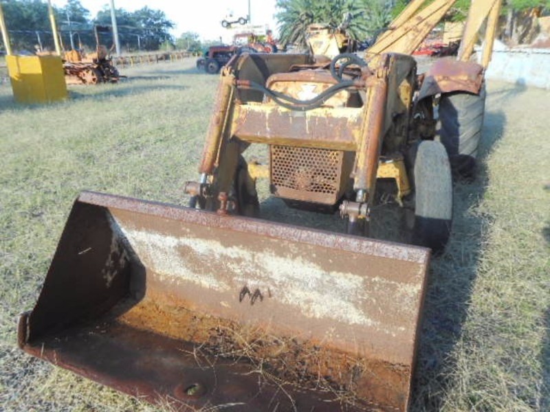 MASSEY FERGUSON 40 Massey Ferguson 40 Backhoe 40 Tractor