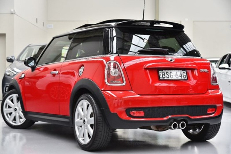 2010 MINI HATCH COOPER S CHILLI R56