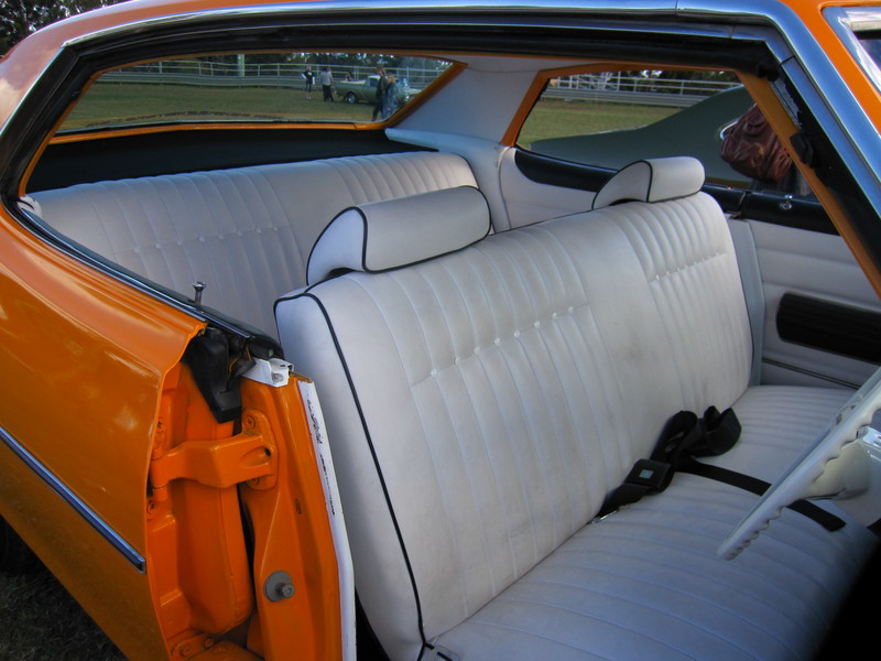 1970 PONTIAC PARISIENNE Coupe