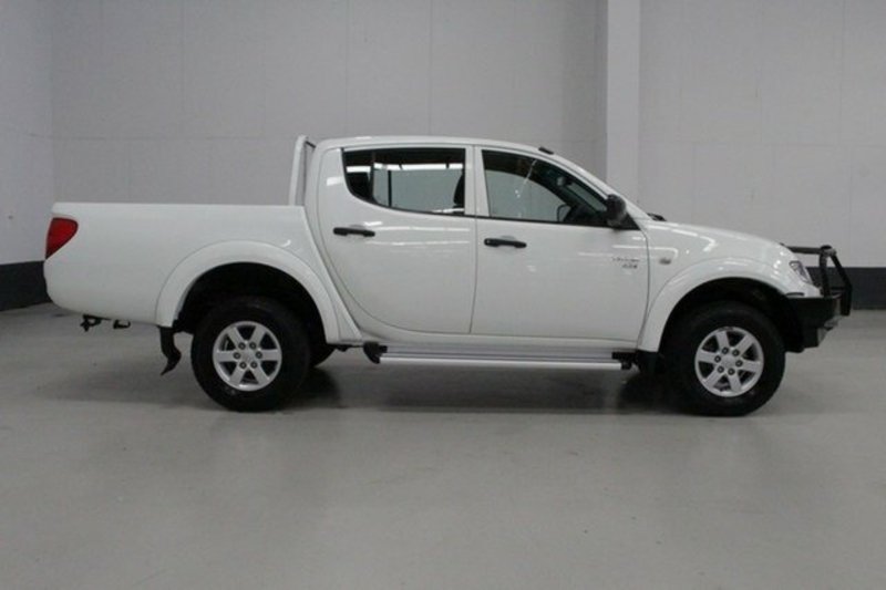 2013 MITSUBISHI TRITON GLX (4x4) MN MY13