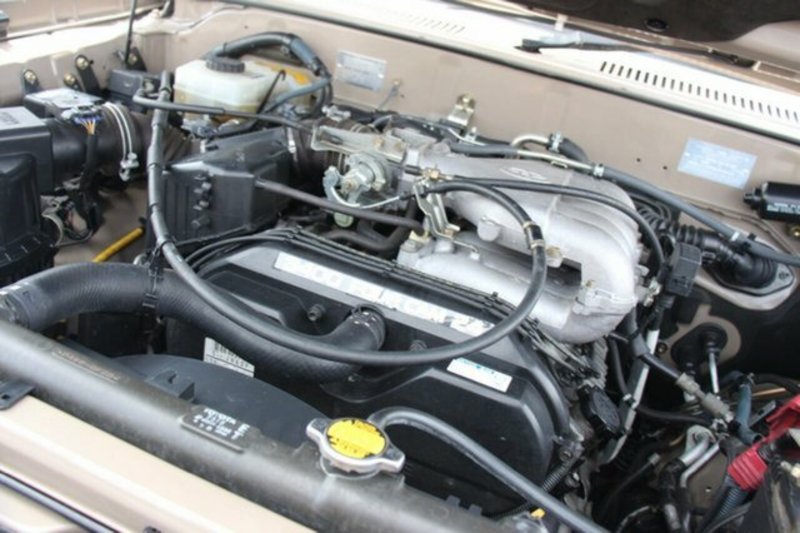 2002 TOYOTA LANDCRUISER PRADO GRANDE (4x4) VZJ95R