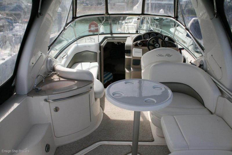 Sea Ray 275 Sundancer