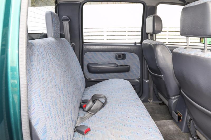 1999 TOYOTA HILUX SR5 LN167R