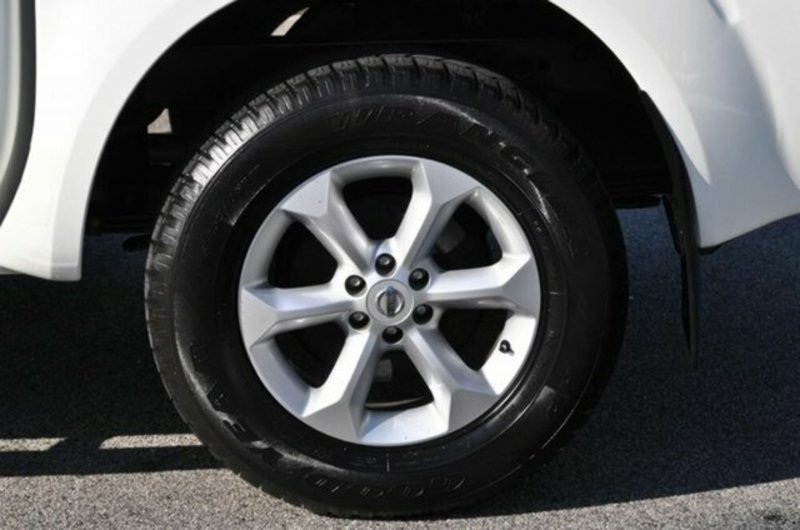 2013 NISSAN NAVARA ST D40 S6 MY12