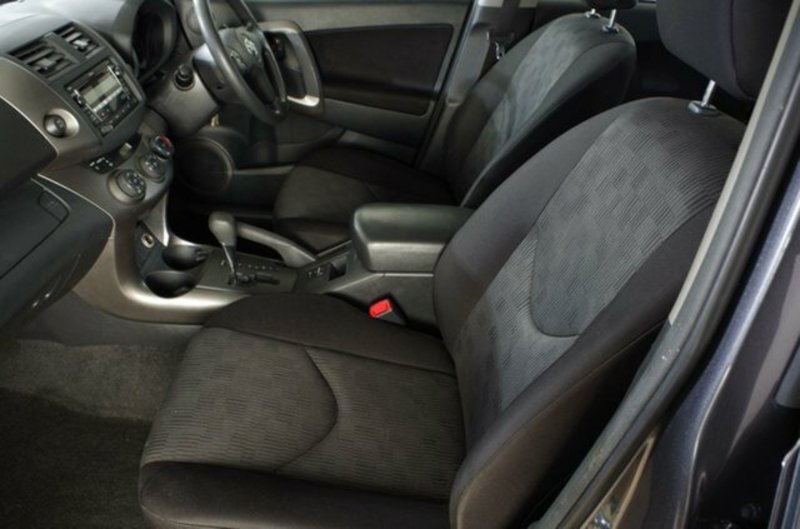 2011 TOYOTA RAV4 CV ACA33R MY11