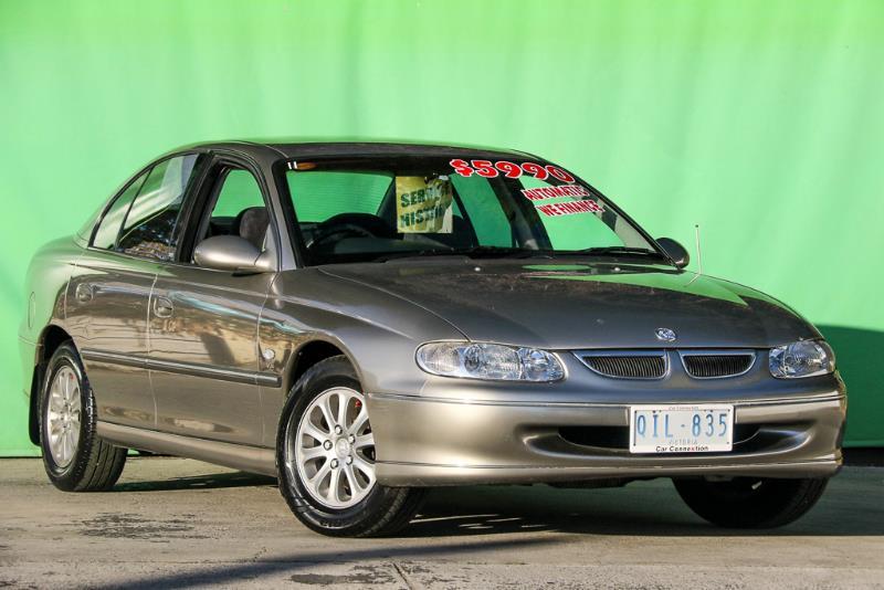 2000 HOLDEN COMMODORE Berlina VT II