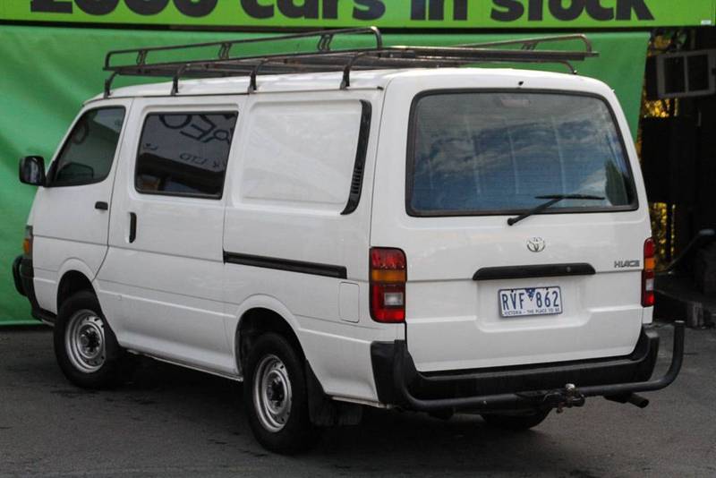 2002 TOYOTA HIACE RZH113R