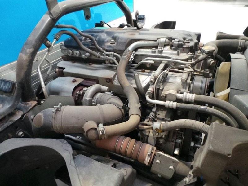 2010 FUSO CANTER PANTECH