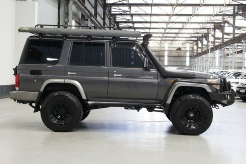 2012 TOYOTA LANDCRUISER GXL (4x4) VDJ76R MY12 UPDATE