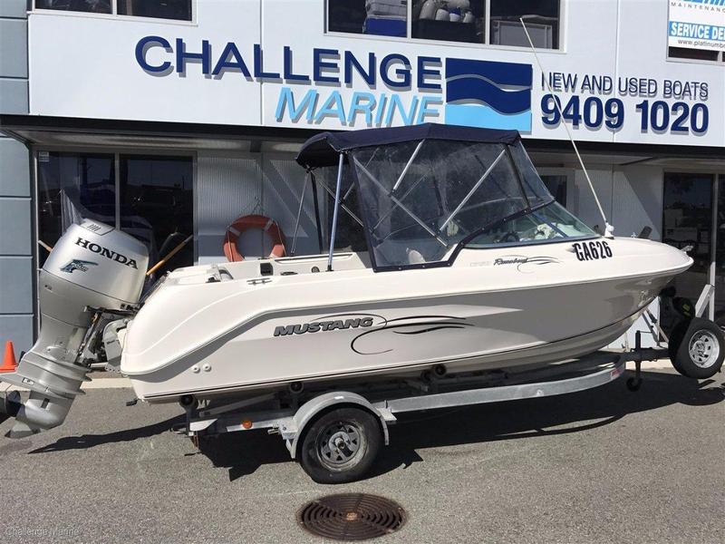 Mustang 1750 Runabout