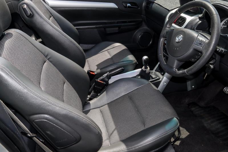 2006 HOLDEN TIGRA XC