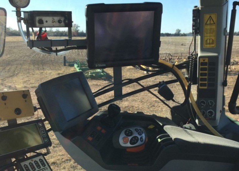 Claas AXION 930 Tractor