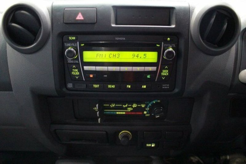 2011 TOYOTA LANDCRUISER WORKMATE (4x4) VDJ79R 09 UPGRADE
