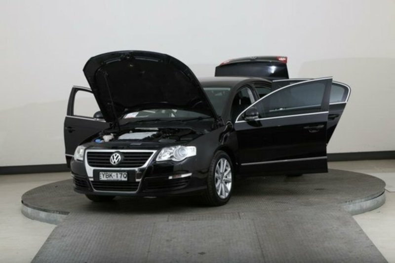 2010 VOLKSWAGEN PASSAT 125 TDI 3C MY10