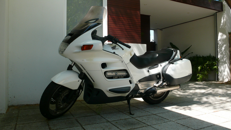 2001 HONDA ST 1100A