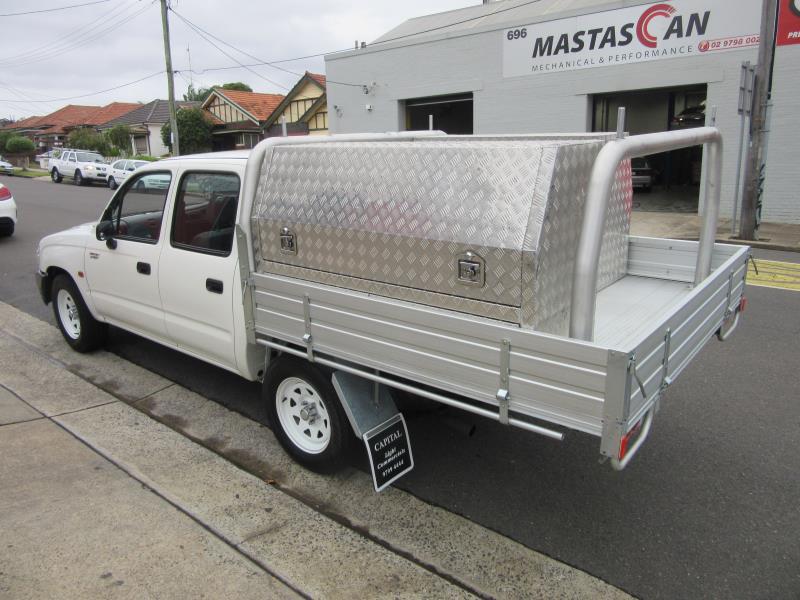 2003 TOYOTA HILUX RZN149R MY02