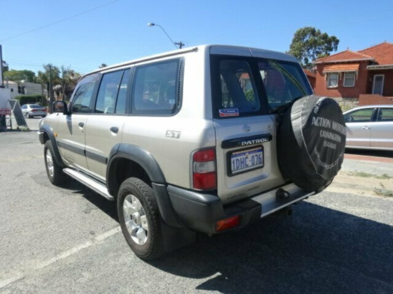 2001 NISSAN PATROL ST (4x4) GU II
