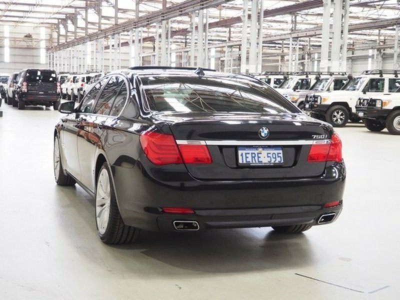 2009 BMW 7 50i F01