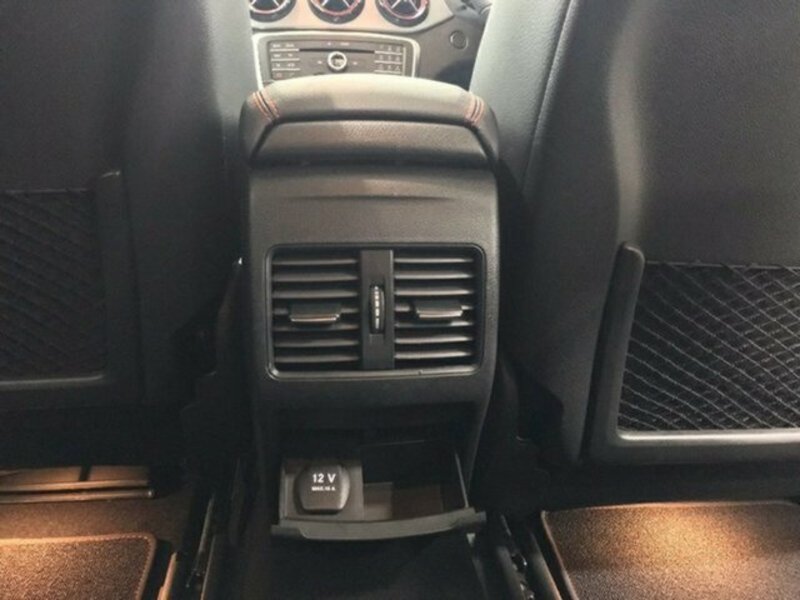 2015 MERCEDES-BENZ CLA250 X117 Sport Shooting Brake 5dr DCT 7sp 4MATIC 2.0T