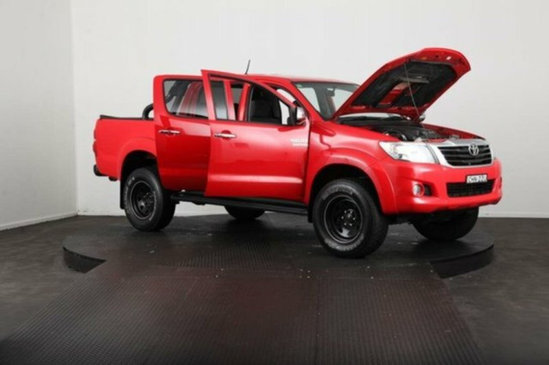 2012 TOYOTA HILUX SR5 (4x4) KUN26R MY12