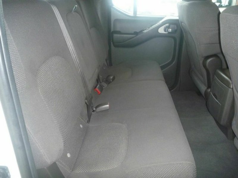 2007 NISSAN NAVARA ST-X (4x4) D40