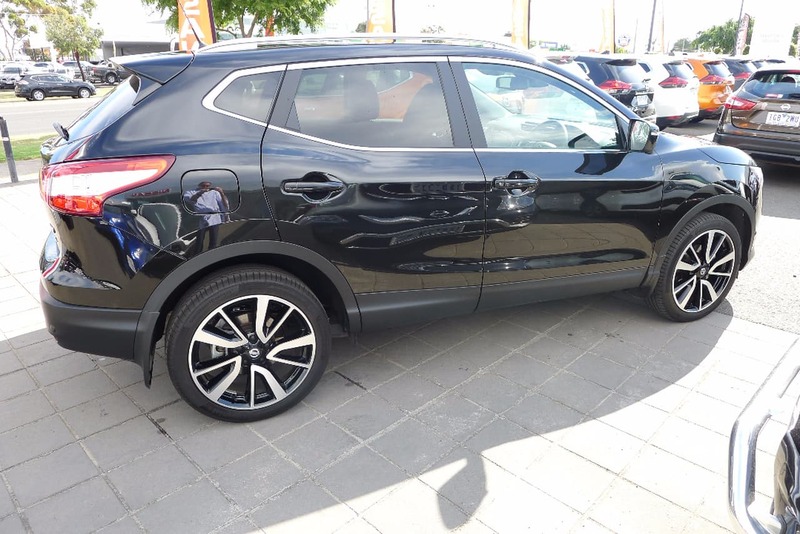 2016 NISSAN QASHQAI TL J11