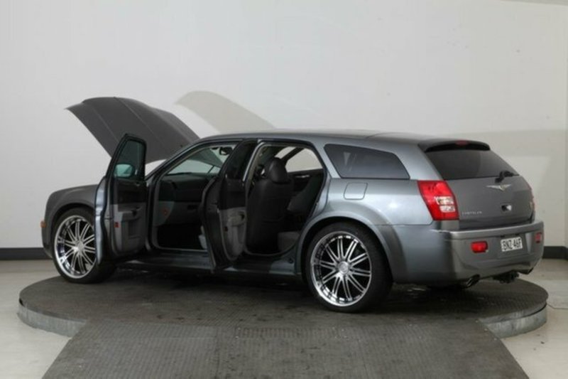 2006 CHRYSLER 300C 5.7 HEMI V8 TOURING LE MY06
