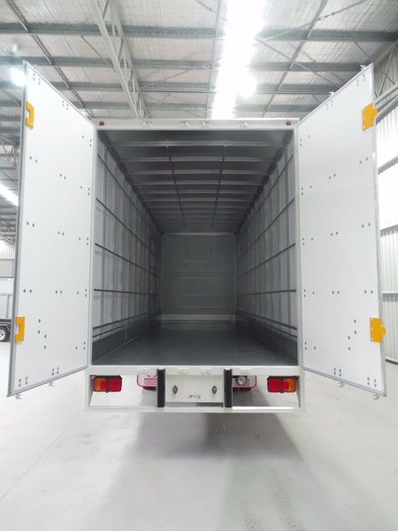2016 HINO FD 1124-500 Series FD 1124-500 Series Truck