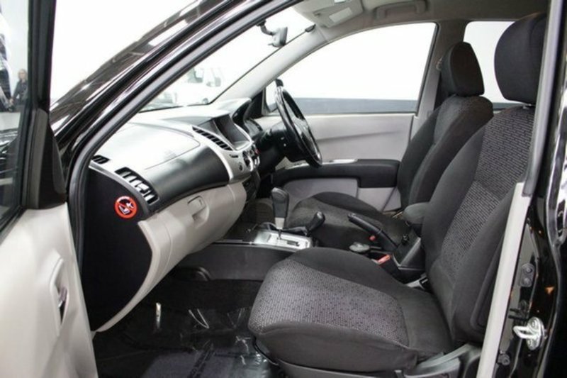 2010 MITSUBISHI TRITON GLX-R (4x4) MN MY11