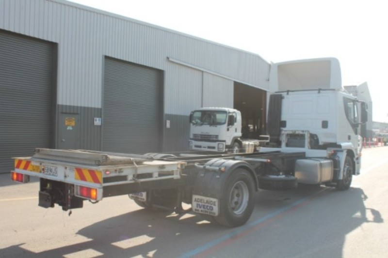 2013 IVECO Stralis ATi 360 Truck