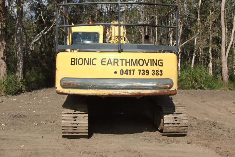 2002 KOMATSU PC220-6