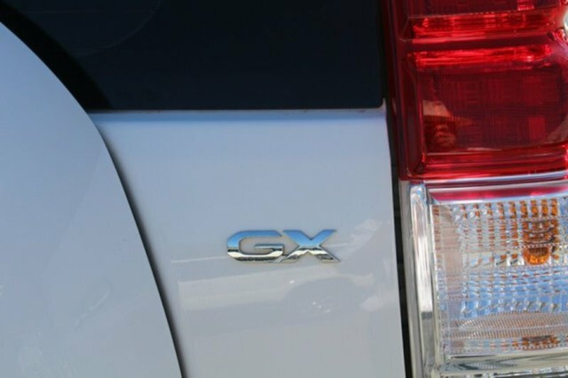 2012 TOYOTA Landcruiser Prado GX KDJ150R