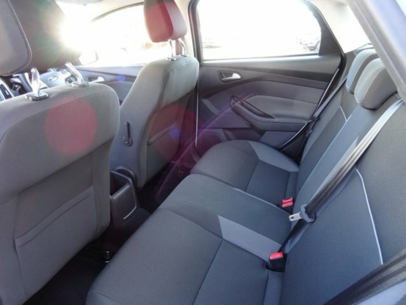 2011 FORD FOCUS TREND LW