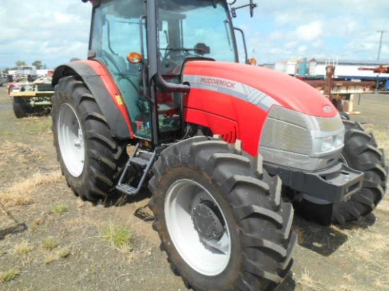 2011 McCormick T115 MAX T115MAX T115 MAX Tractor