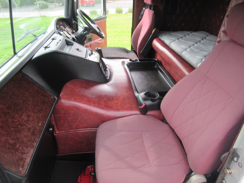2009 KENWORTH K108 LOW ROOF K108 Truck