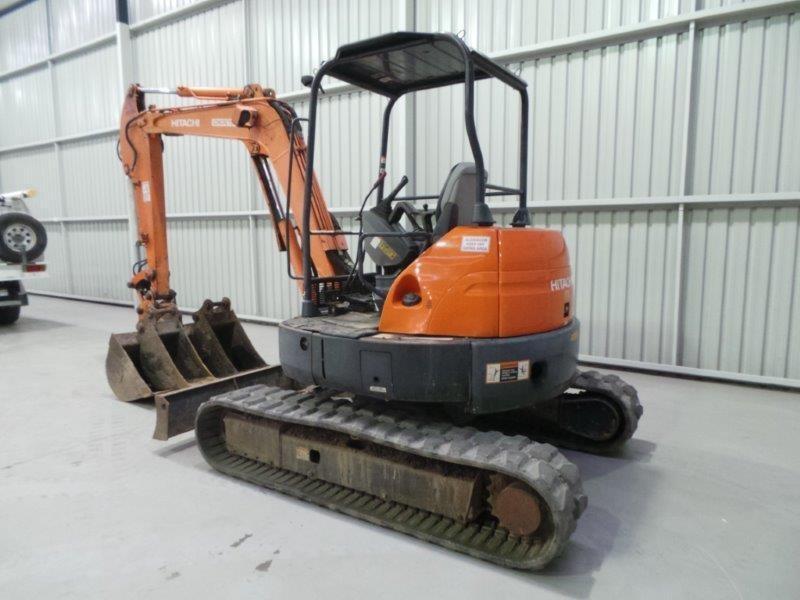 2004 HITACHI ZX50U