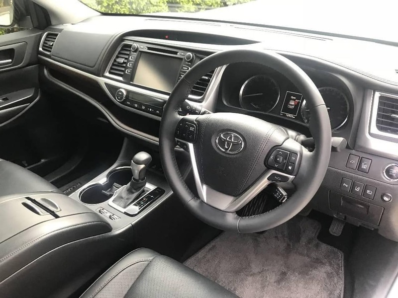 2016 TOYOTA KLUGER GRANDE GSU55R